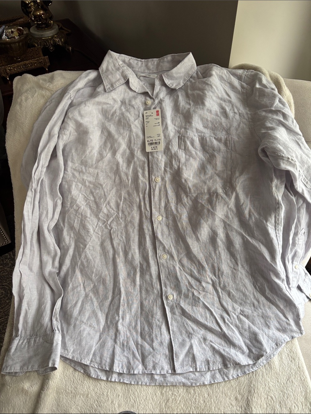 UNIQLO Men's Light Gray Linen Button-Up Shirt - Picture 4 of 6